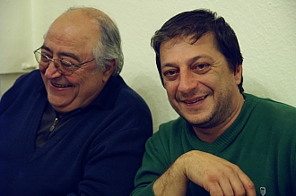 PICT1872 small Koymandros Eleni man with friend.jpg - 61966 Bytes